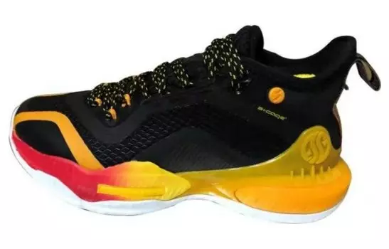 Баскетбольные кроссовки AG 2 Basketball Shoes Men Mid-Top 361°, цвет Black Orange