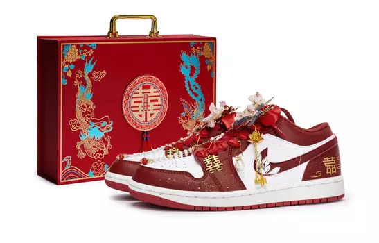 Баскетбольные кроссовки Air 1 Vintage Men Low-Touch Gold Jordan, цвет Red White Gold