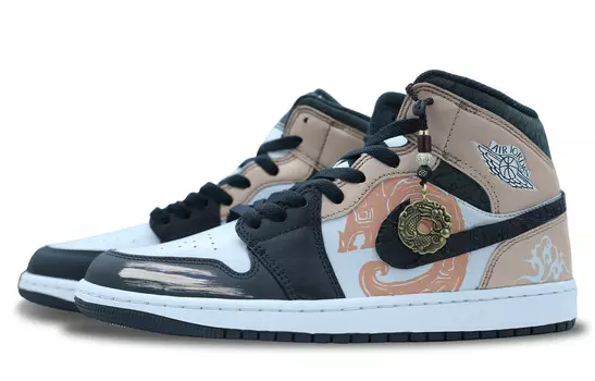 Баскетбольные кроссовки Air 1 Vintage Men Mid-Top White/Black Jordan