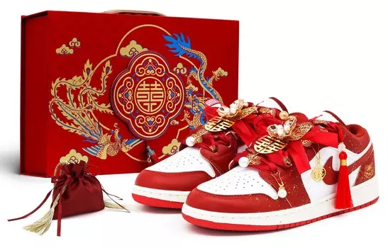 Баскетбольные кроссовки Air 1 Vintage Unisex Low-Top Red/Gold/White Jordan