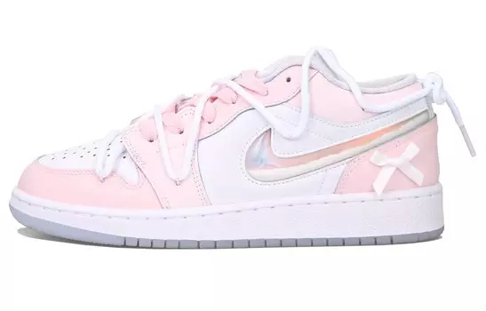Баскетбольные кроссовки Air 1 Vintage женские с низким верхом розовый/белый Jordan