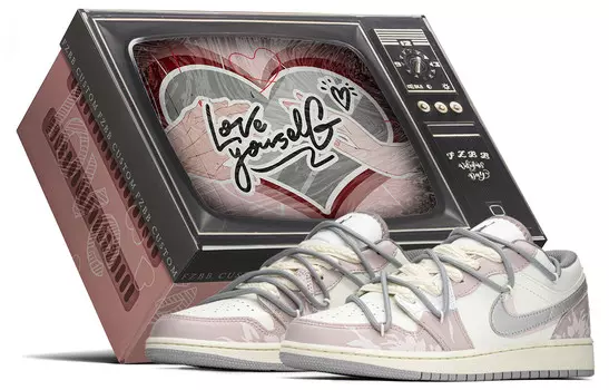 Баскетбольные кроссовки Air 1 Vintage женские с низким верхом серо-розовый Jordan, серый/розовый