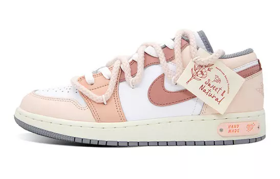 Баскетбольные кроссовки Air 1 Vintage женские с низким верхом белый/розовый Jordan