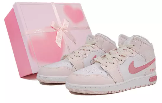 Баскетбольные кроссовки Air 1 Vintage женские с высоким верхом белого цвета Jordan, розовый