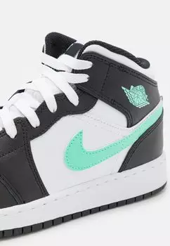Баскетбольные кроссовки Air Jordan 1 Mid Unisex Jordan, белый/зеленое сияние/черный