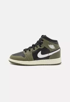 Баскетбольные кроссовки AIR JORDAN 1 MID UNISEX Jordan, черный
