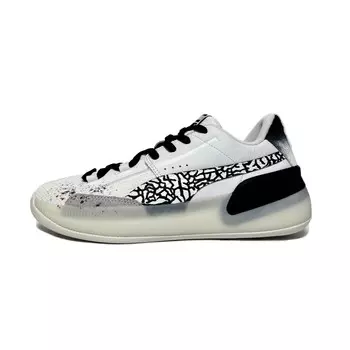 Баскетбольные кроссовки Clyde Hardwood Basketball Shoes Men Low-Top Black/White Puma