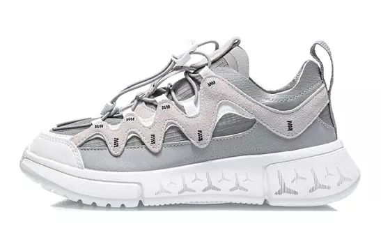 Баскетбольные кроссовки Essence 2.3 для детей GS Low-top серые/белые Lining Young