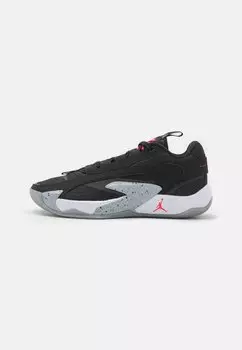 Баскетбольные кроссовки JORDAN LUKA 2 Jordan, черный/ярко-малиновый/серый волк/белый