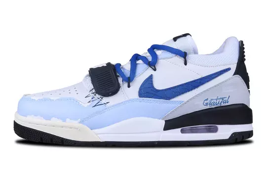 Баскетбольные кроссовки Legacy 312 Vintage Men Mid-Top White/Blue Jordan