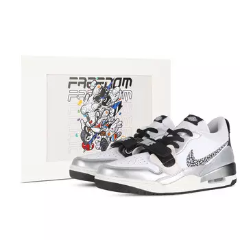 Баскетбольные кроссовки Legacy 312 Vintage Men Mid-Top Silver White Jordan