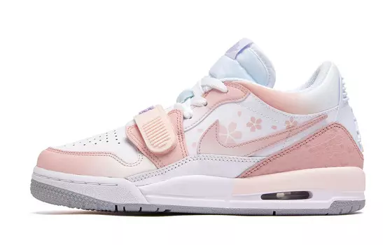 Баскетбольные кроссовки Legacy 312 Vintage женские с низким верхом белого цвета Jordan, цвет Peach
