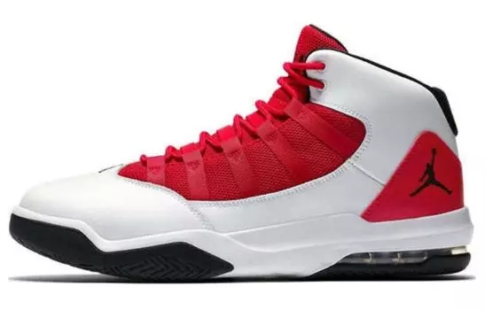 Баскетбольные кроссовки Max Aura 1 Vintage Men Mid-top White/Red Jordan
