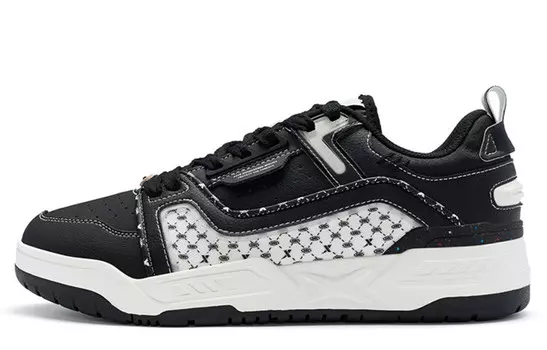 Баскетбольные кроссовки мужские низкие черные/белые Xtep