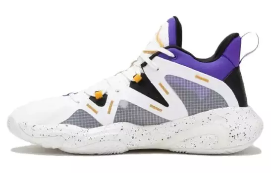 Баскетбольные кроссовки мужские среднего размера белые Decathlon