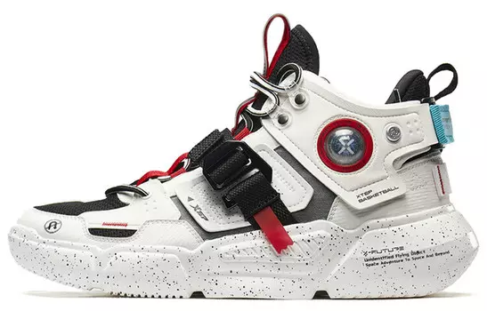 Баскетбольные кроссовки мужские средней высоты бежевые/черные Xtep