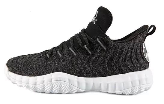 Баскетбольные кроссовки Tony Parker 1 мужские низкие черные/белые Peak