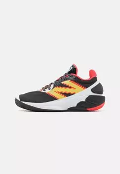 Баскетбольные кроссовки TWO WXY V5 UNISEX New Balance, черный