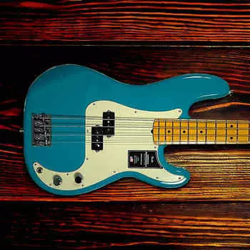 Басс гитара Fender AM Pro II P-Bass, Miami Blue / Maple