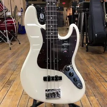 Басс гитара Fender American Professional II Jazz Bass Olympic White w/Rosewood Fingerboard, Hard Case