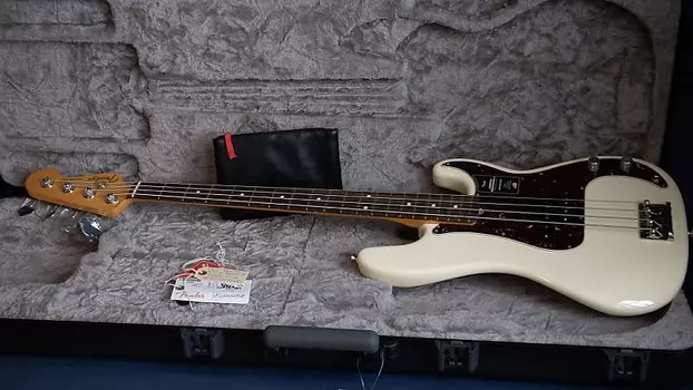 Басс гитара Fender American Professional II Precision Bass