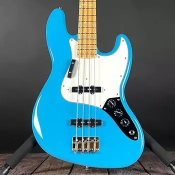 Басс гитара Fender Made in Japan Limited International Color Jazz Bass- Maui Blue