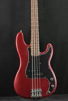 Басс гитара Fender Nate Mendel P Bass Candy Apple Red Rosewood Fingerboard