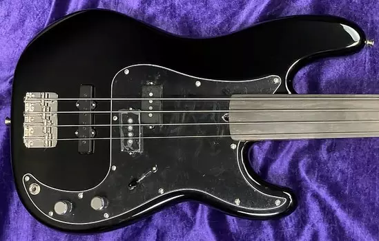 Басс гитара Fender Tony Franklin Fretless Precision, Black w/ Ebony