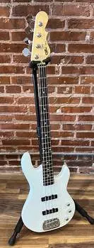 Басс гитара G&L Tribute Series JB-2 Bass Sonic Blue