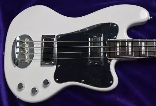 Басс гитара Lakland Skyline Decade Bass. White Gloss / Rosewood