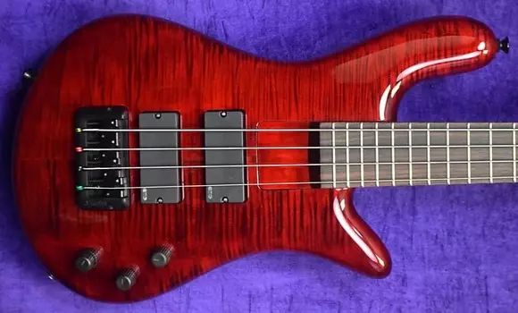 Басс гитара Spector Bantam 4 Short Scale, Black Cherry Gloss / Rosewood