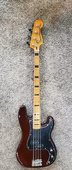 Басс гитара Squier Classic Vibe '70s Precision Bass, Maple Fingerboard, Walnut