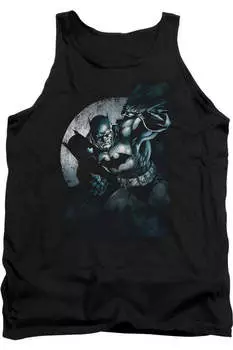 Бэтмен В центре внимания взрослый топ-майка Gildan, черный