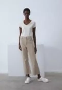 Базовая футболка Anna Field, белый