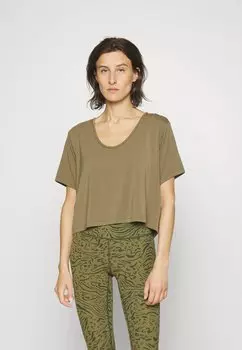 Базовая футболка Athleta