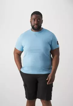 Базовая футболка Badge Regular Tee Calvin Klein, цвет dusk blue