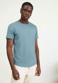 Базовая футболка Badge Turn Up Sleeve Calvin Klein Jeans, цвет goblin blue
