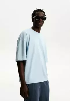Базовая футболка Bershka, светло-голубой