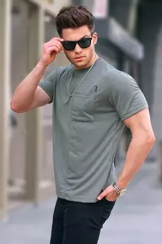 Базовая футболка цвета хаки с карманами 5880 MADMEXT