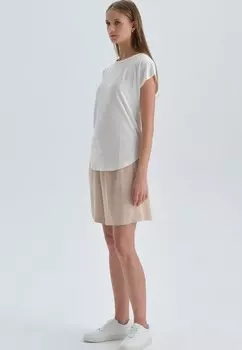 Базовая футболка DAGI, белый