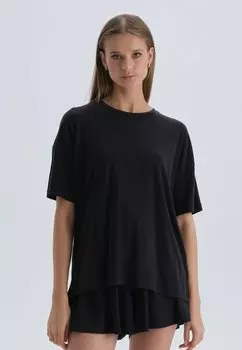 Базовая футболка DAGI, черный