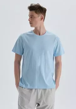 Базовая футболка DAGI, светло-синий