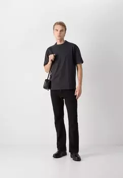 Базовая футболка DYE BOSS, черный