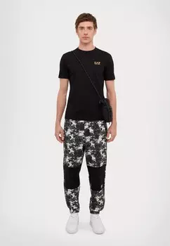 Базовая футболка EA7 Emporio Armani, черный