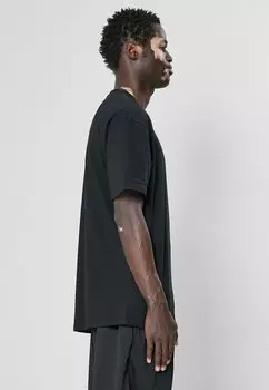 Базовая футболка Essential 9N1M SENSE, черная