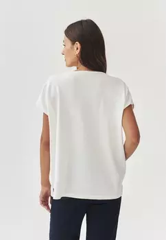 Базовая футболка ESTERE TATUUM, молочный