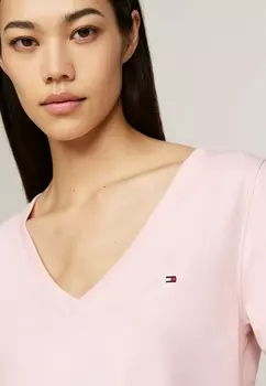 Базовая футболка FLAG EMBROIDERY V NECK Tommy Hilfiger, фиолетовый
