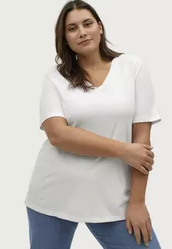 Базовая футболка HELENA Ellos Plus collection, белый