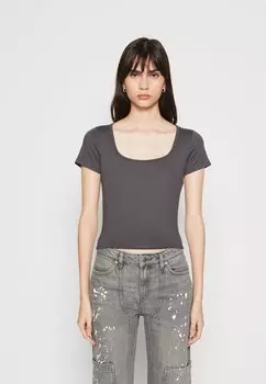 Базовая футболка Homecore