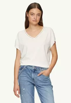 Базовая футболка IM MIT STICKEREI AM V-AUSSCHNITT s.Oliver, кремовый